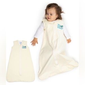 Baby Merlin’s Magic Dreamsack 😴